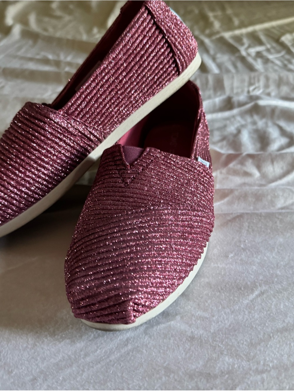 TOMS Glitter Ribbed Slip-Ons in Metallic Raspberry Pink - Picture 6 of 8